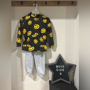 NWT - Brooklyn Cloth - Boys Fleece Hoodie & Jogger Set